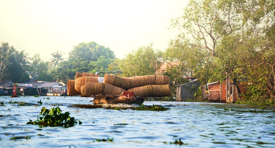 Day 9: Can Tho - Cai Rang Floating Market - Sa Dec - Chau Doc (Breakfast, Lunch)